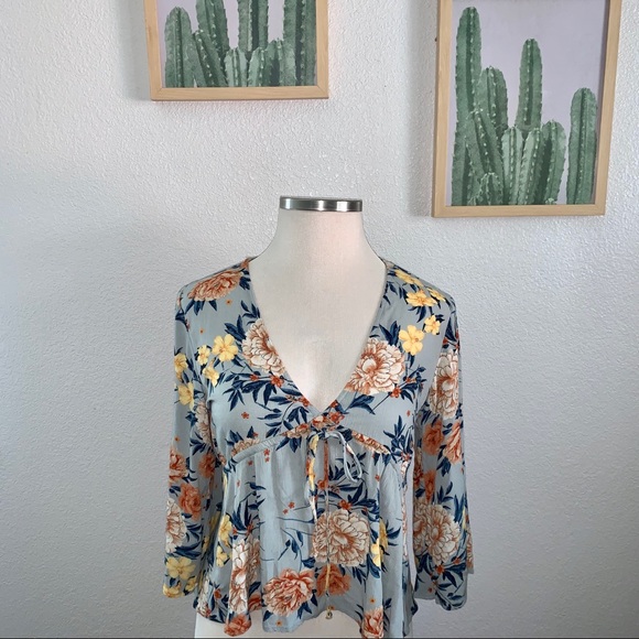 American Eagle Long Sleeve Flowy Floral Top - Picture 2 of 6